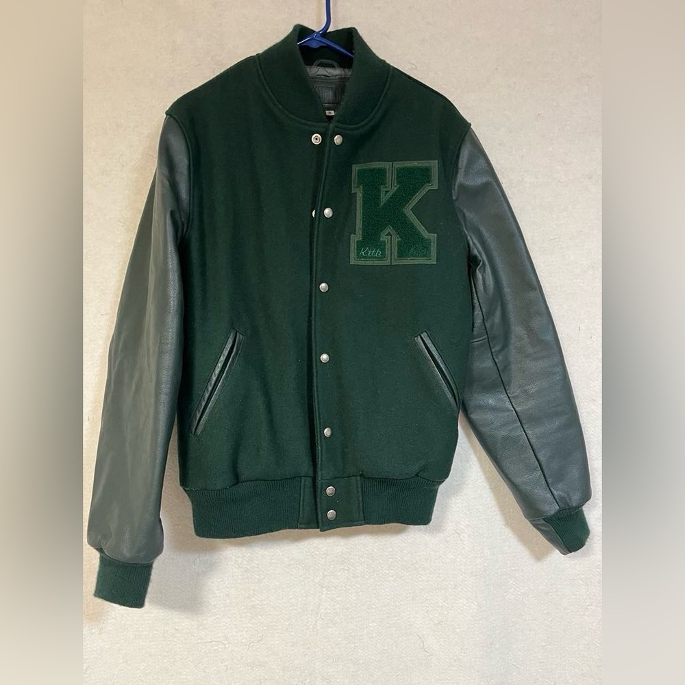 New, never worn.